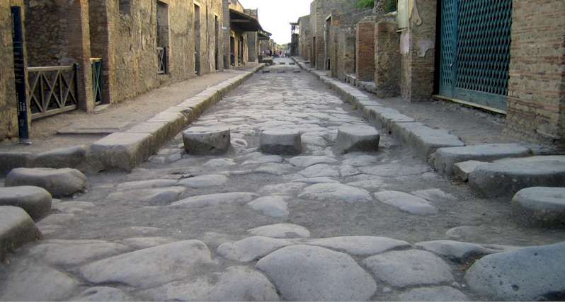 Street of Pompeii -Walking Erotic Pompeii Vettii House- Italy