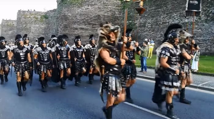 Ancient Rome Festival in Spain: Arde Lucus 2020: On June 25 to June 28, 2020 Arde Lucus is a festival celebrated in Lugo – Spain. That is celebrated between the end of May and the month of June. Relive the life of the Roman Empire in the old Spanish city of Lugo. This service started in 2001 and fu to commemorate the founding of the city.