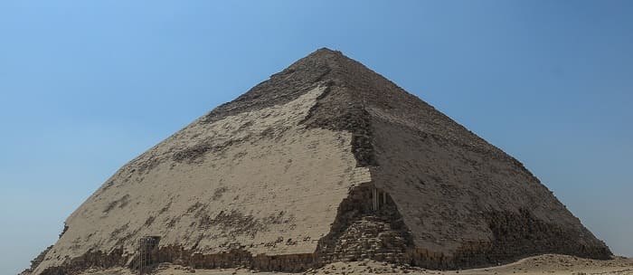 Egypt : 4,600-year-old pyramids