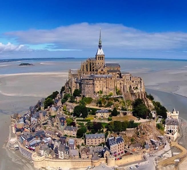 Treadmill Crane of Mont Saint Michel Cathedral - France