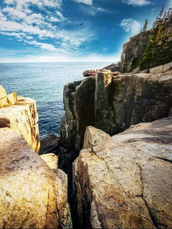 #Acadia U.S. National Park -  #Maine - East of the Mississippi River, off the Atlantic coast of Maine, lies Acadia National Park. It is home to a wide variety of plants and animals, in addition to #Cadillac #Mountain #hiking #trekking #outdoor #DIY #Beach #NPS #photo #love