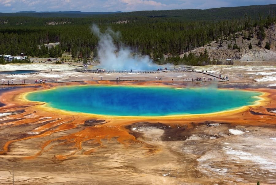 History of Tourism: National Park Yellowstone