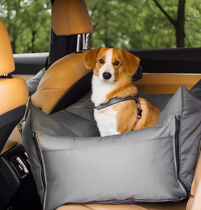 Pet Booster Car Seat BumperCushion Bed with Harness for Dog and Cat Made of Scratch-Resistant and Water-Repellent Materials