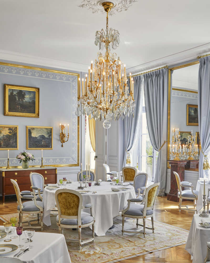 Restaurant Le Grand Cabinet of the Versailles hotel