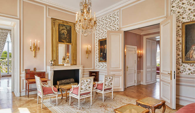 Airelles Château de Versailles  Suite Necker