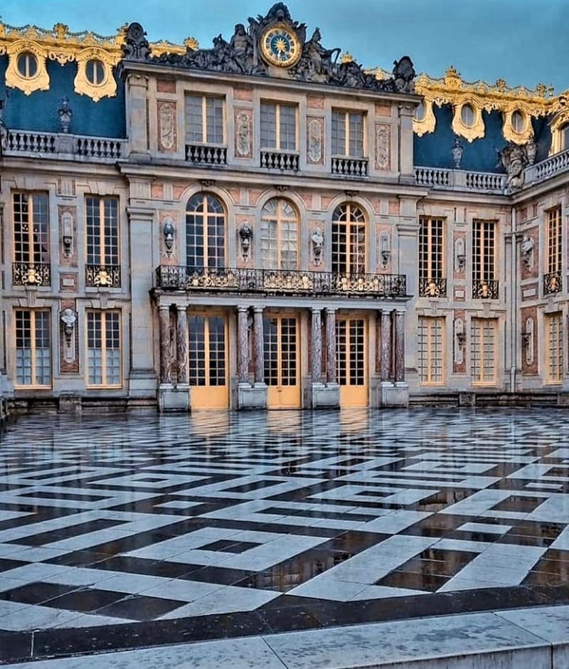 Palace of Versailles Virtual Tour