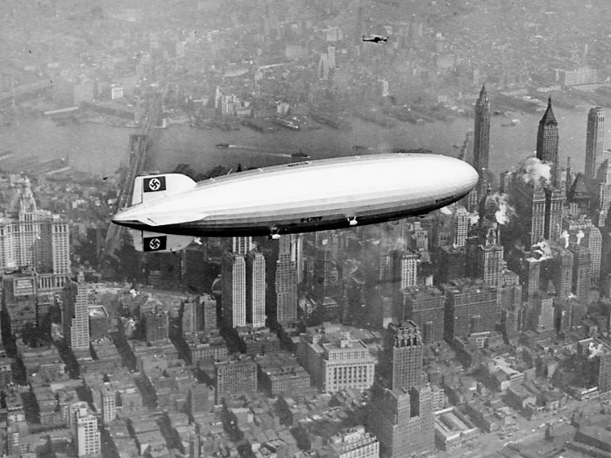 Luftschiff LZ 129 'Hindenburg' over New York, 1937 -Origins of Business Class and First Class - History of Tourism